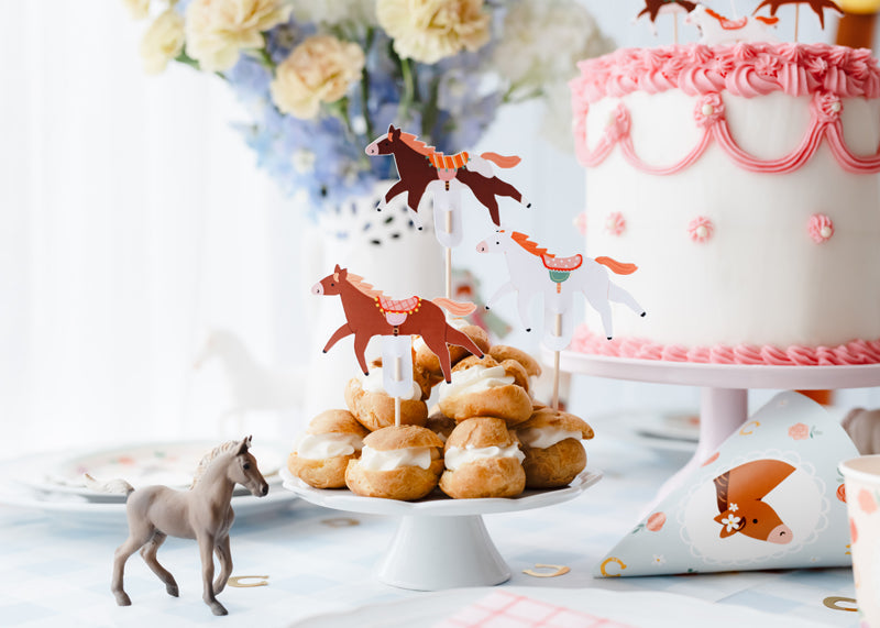 Ozdoby na cupcakes - koně