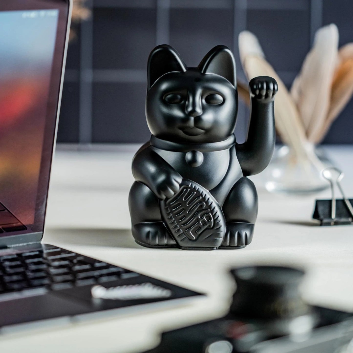 MANEKI NEKO Lucky cat - černá