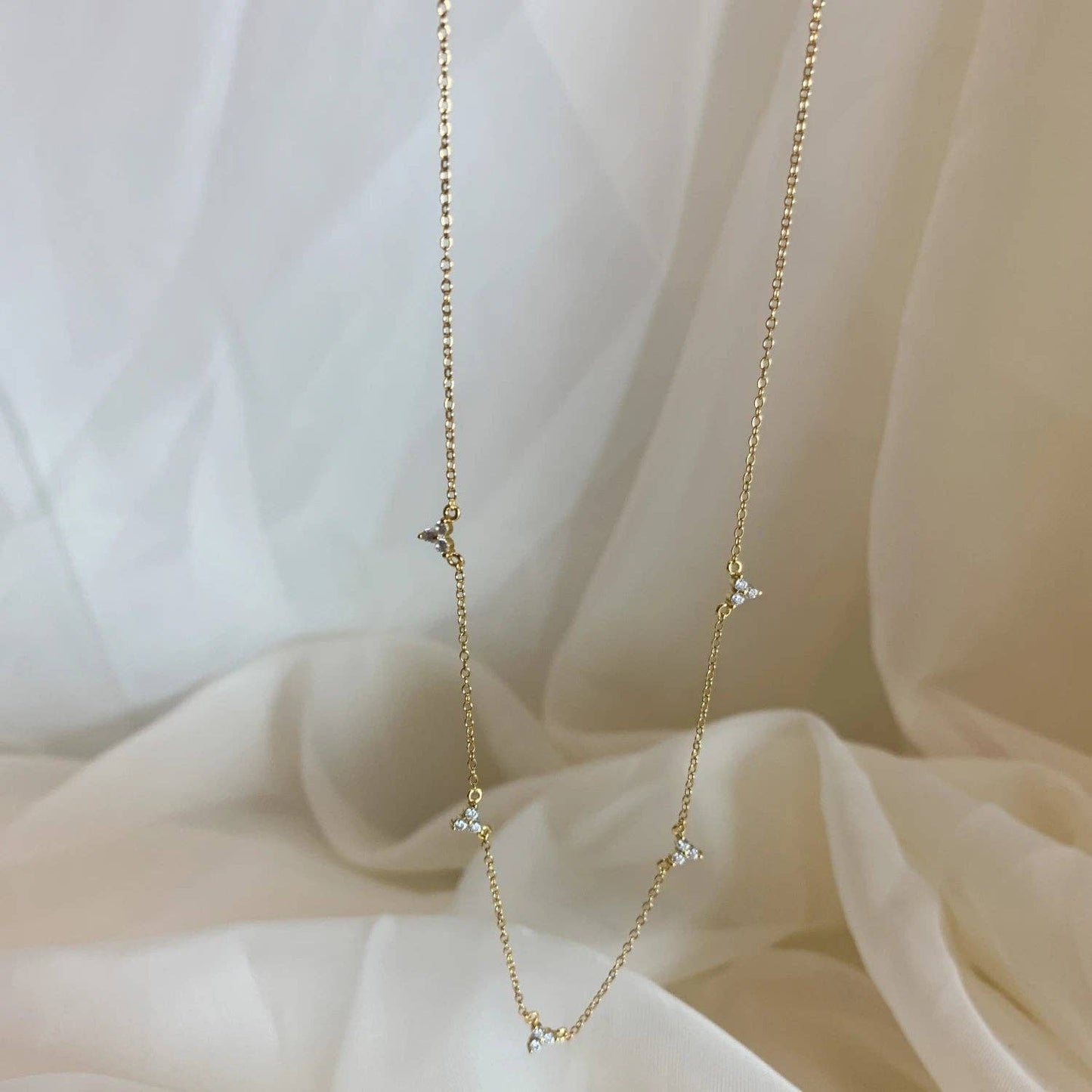 Náhrdelník Harper - zlatý